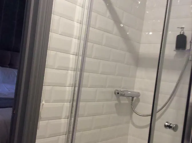 2 Minutes From Drumcondra Station Appartamento