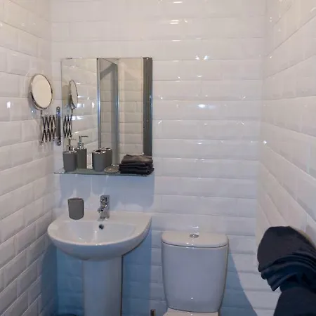 2 Minutes From Drumcondra Station * Dublin