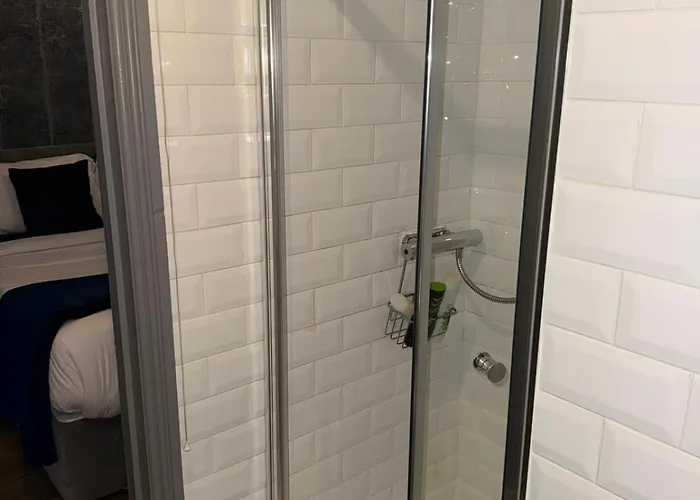 2 Minutes From Drumcondra Station Dublin